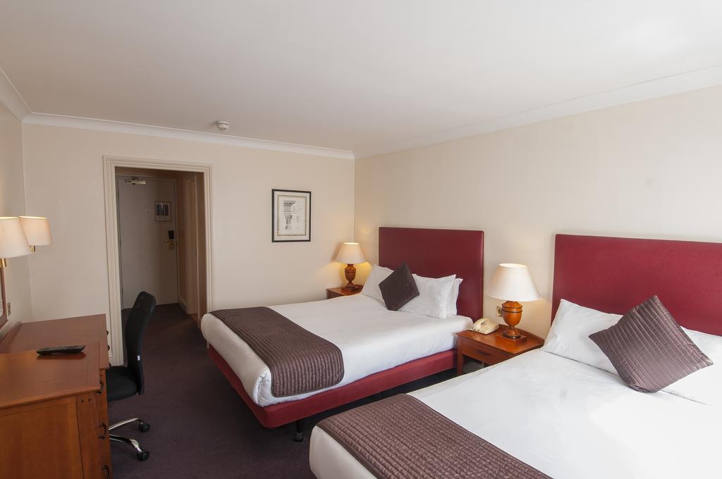 The Bell Hotel Epping Kültér fotó