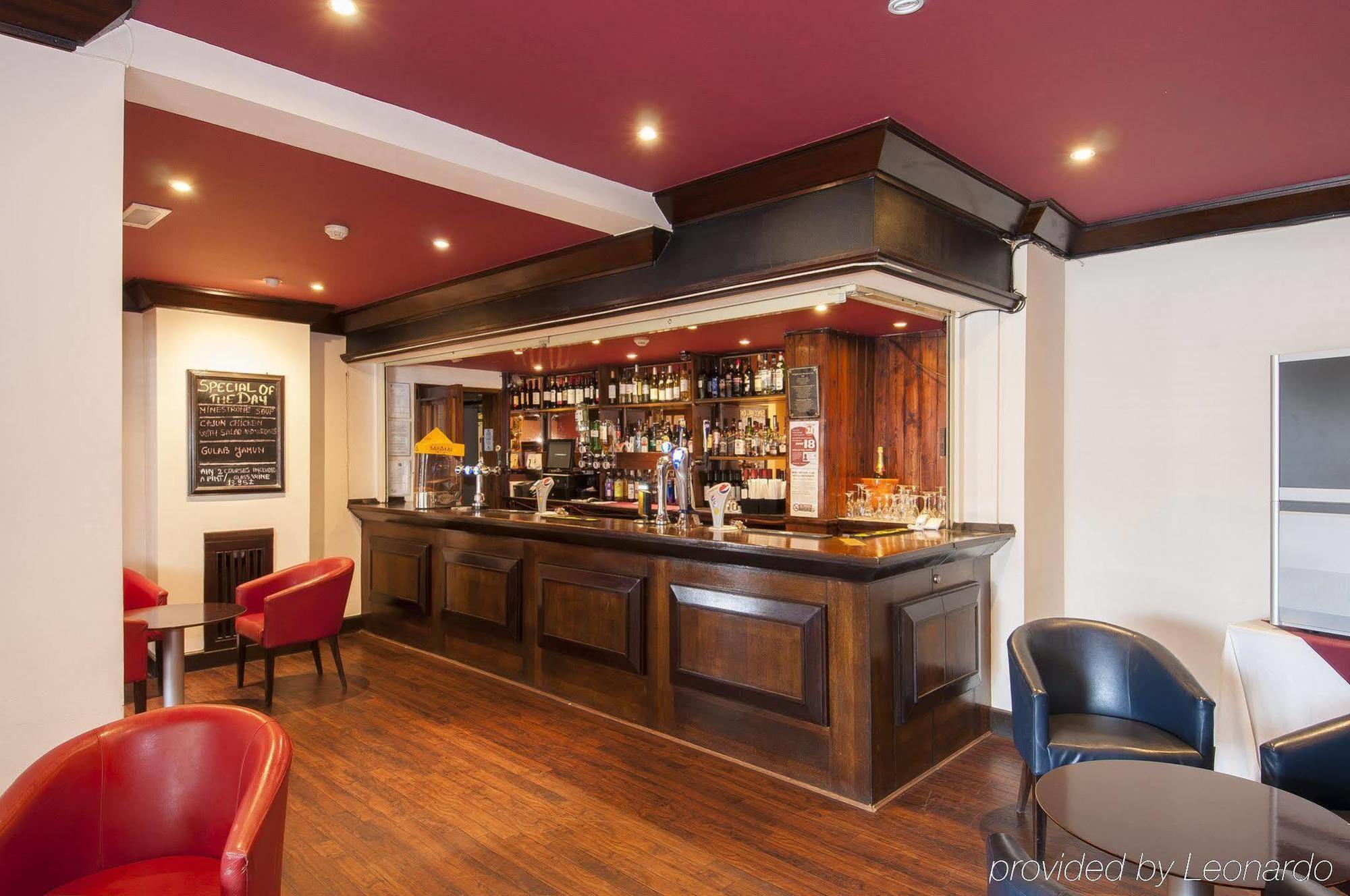 The Bell Hotel Epping Kültér fotó